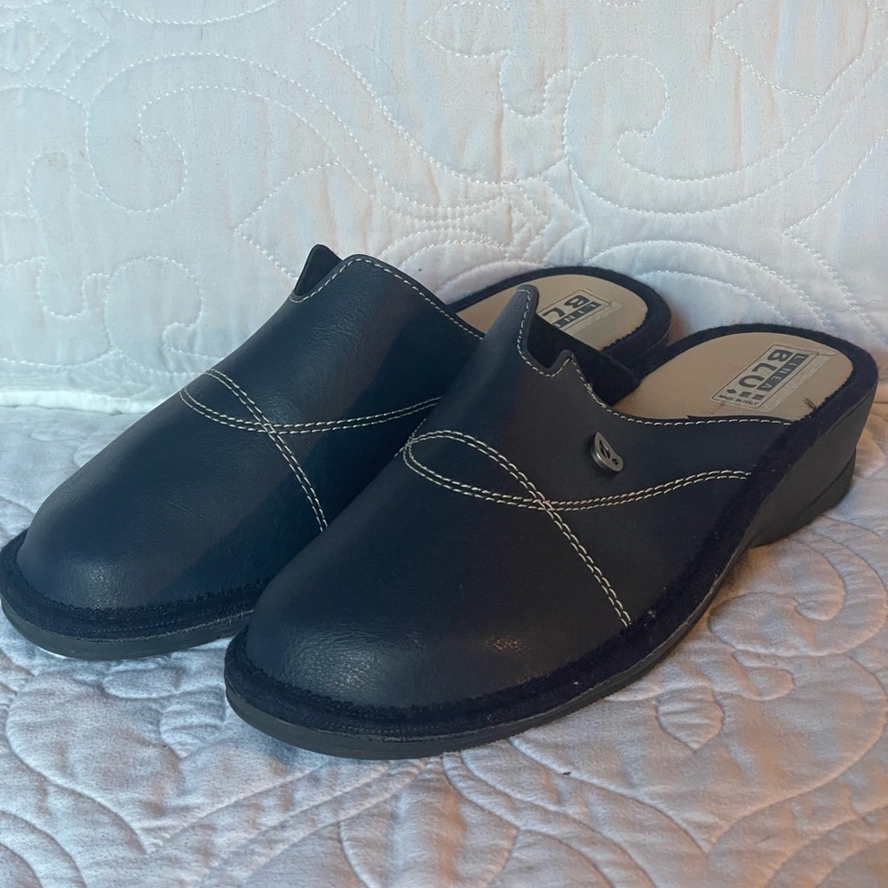 Dark Blue Leather Mules with Contrast Stitching Made in Italy 38